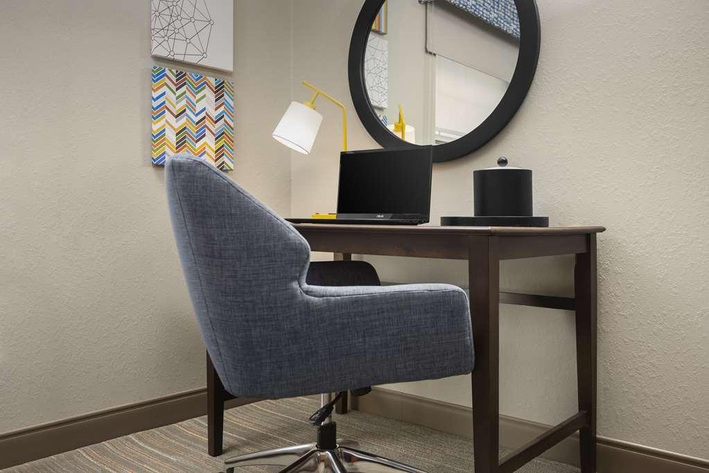 Hampton Inn Ауґуста Номер фото